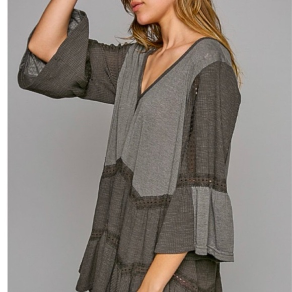 POL Black and Gray Top with Bell Sleeves - Picture 9 of 10